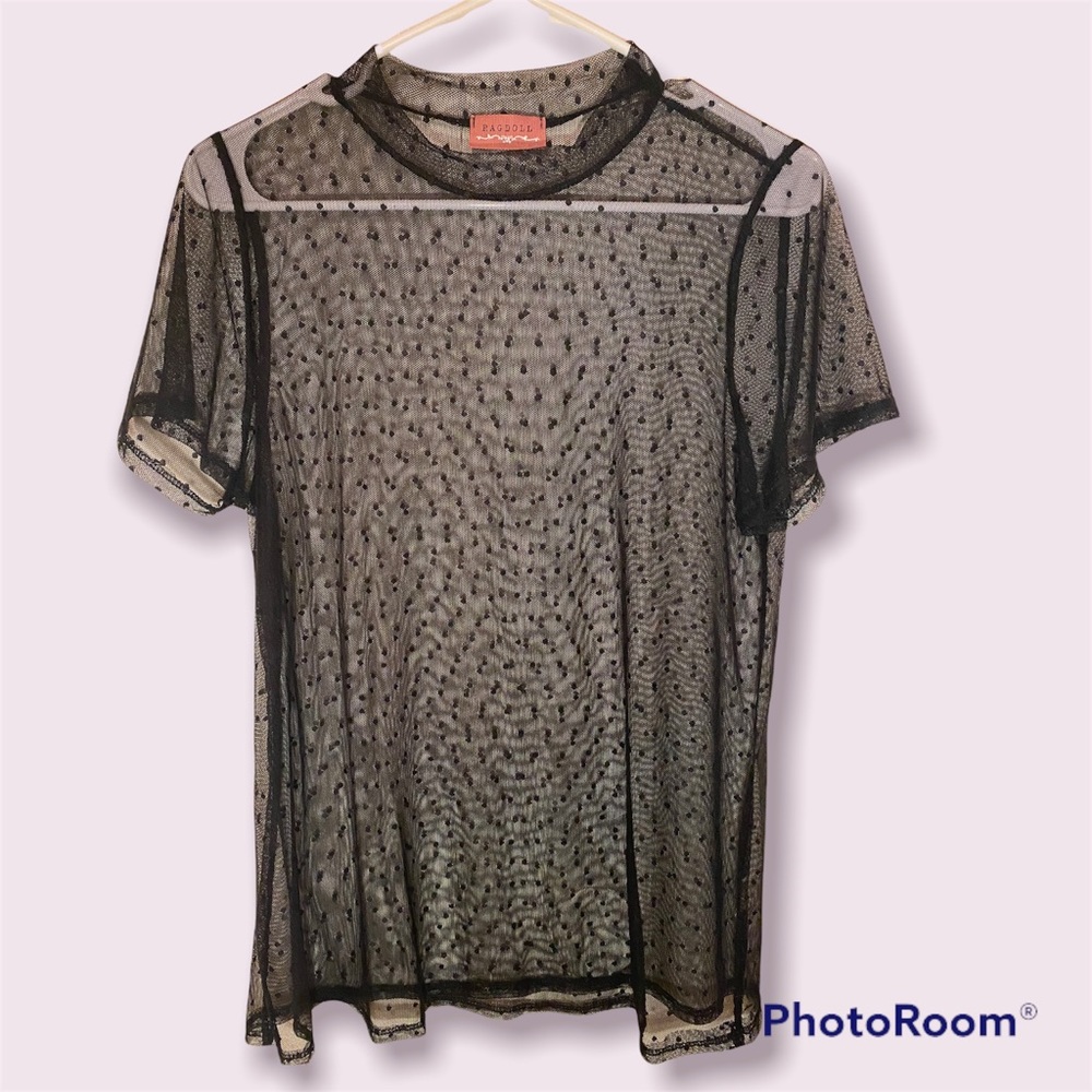 Mesh short sleeve women’s top with polka dots.Size: M